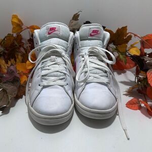 Nike Court Royale 2 Sneakers Women's Sz 8.5 White Rush Pink Mid Profile Lace-up